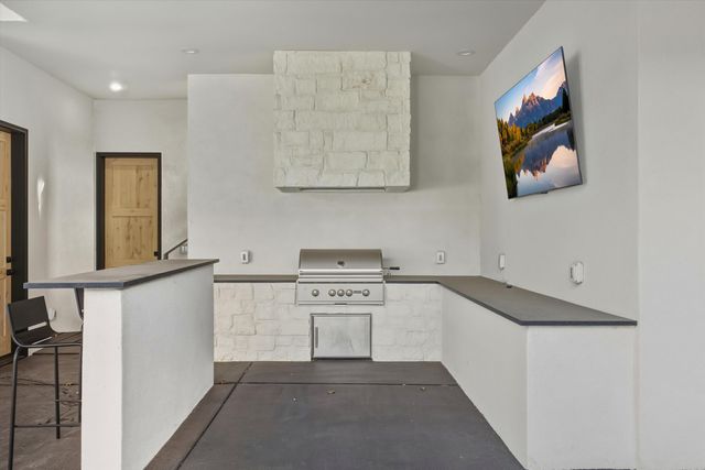 11704 Anaheim Avenue NE, Albuquerque, NM 87122