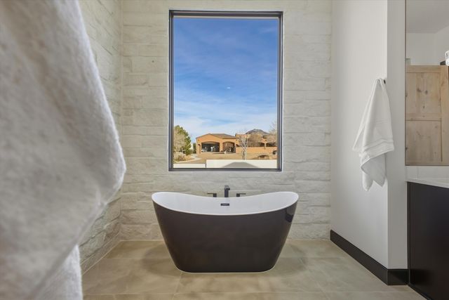 11704 Anaheim Avenue NE, Albuquerque, NM 87122