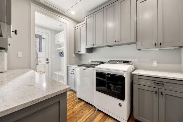 185 Puerto Rico DR, Wimberley, TX 78676