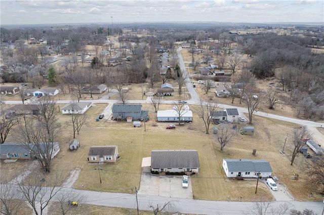 1508 W William Street, Savannah, MO 64485