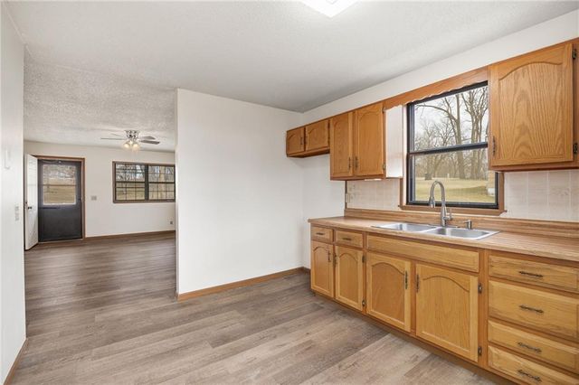 1508 W William Street, Savannah, MO 64485