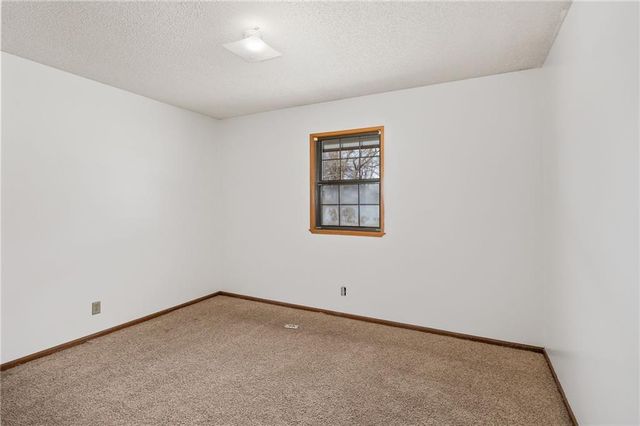 1508 W William Street, Savannah, MO 64485