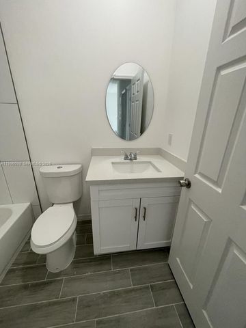 213 NW 12th St, Pompano Beach, FL 33060