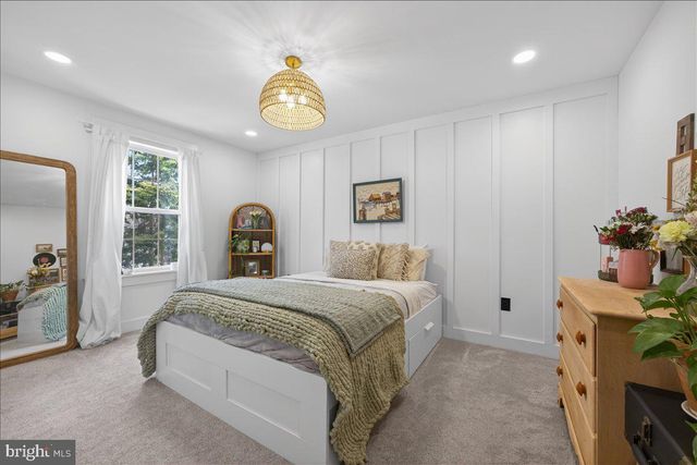 152 IVY LN, Zieglerville, PA 19492