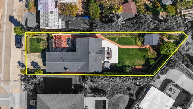 211 Ocean St, Solana Beach, CA 92075