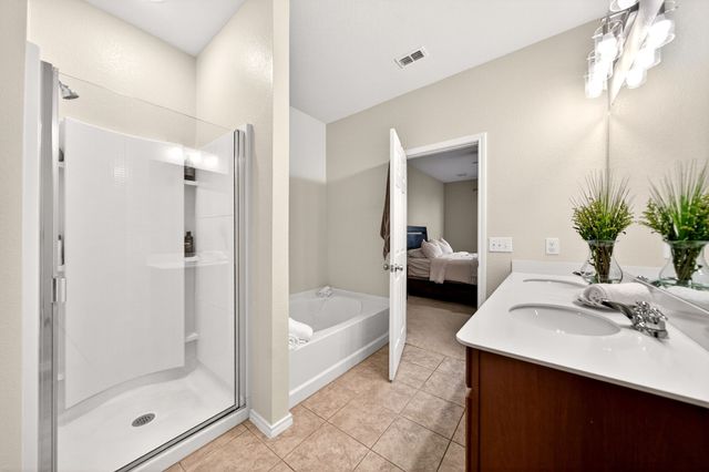 833 Lemongrass Court, Fort Worth, TX 76131