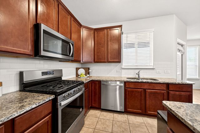 833 Lemongrass Court, Fort Worth, TX 76131