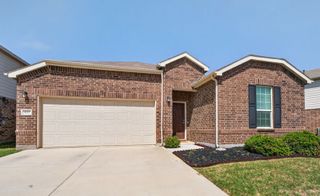 833 Lemongrass Court, Fort Worth, TX 76131