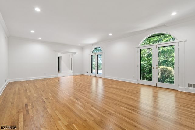 201 Dryden Rd, Bernardsville Boro, NJ 07924