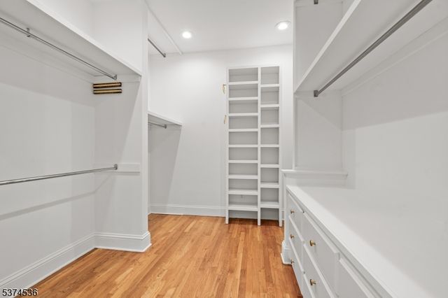 201 Dryden Rd, Bernardsville Boro, NJ 07924