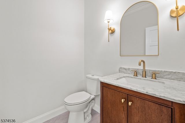 201 Dryden Rd, Bernardsville Boro, NJ 07924