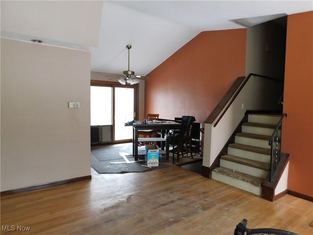 7360 N Meadowpark Drive, Walton Hills, OH 44146