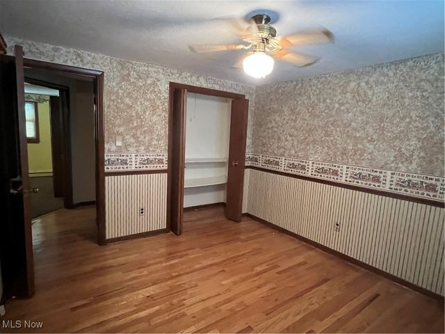 7360 N Meadowpark Drive, Walton Hills, OH 44146