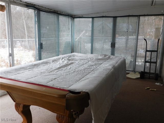 7360 N Meadowpark Drive, Walton Hills, OH 44146