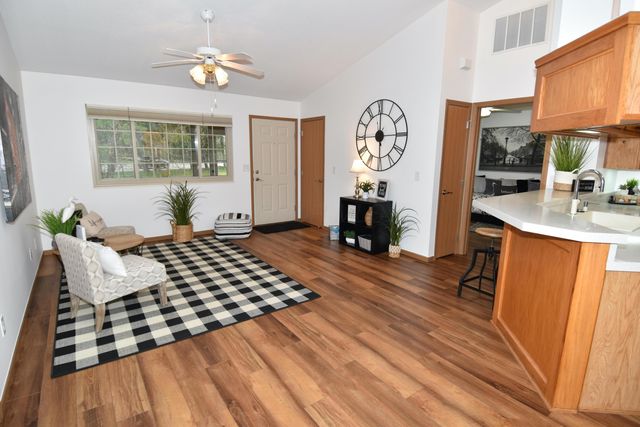 365 Virginia Court, Pataskala, OH 43062