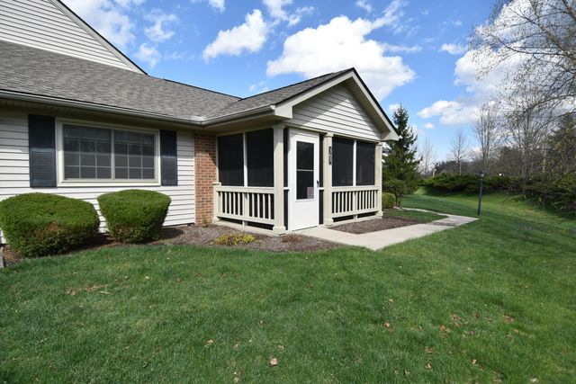 365 Virginia Court, Pataskala, OH 43062