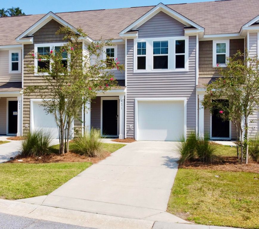 4671 Palm View Circle, North Charleston, SC 29418