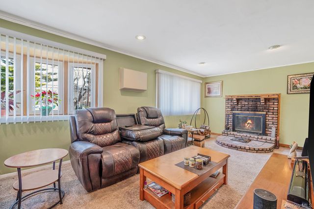 156 Gibbs Road, Central Islip, NY 11722