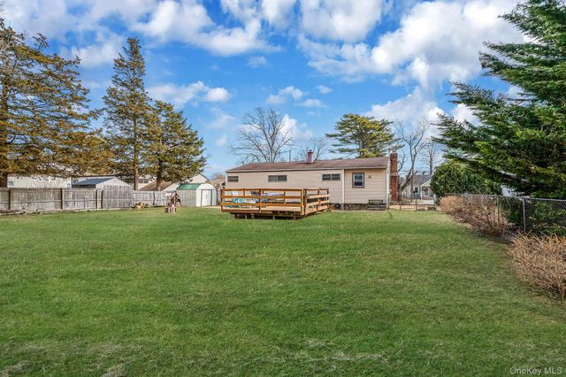 156 Gibbs Road, Central Islip, NY 11722