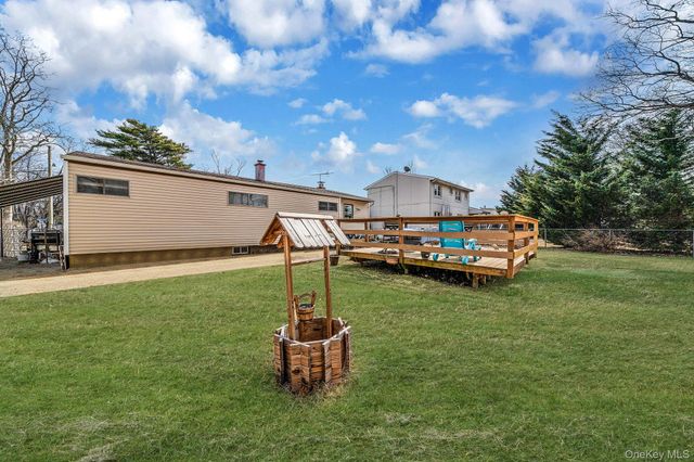 156 Gibbs Road, Central Islip, NY 11722