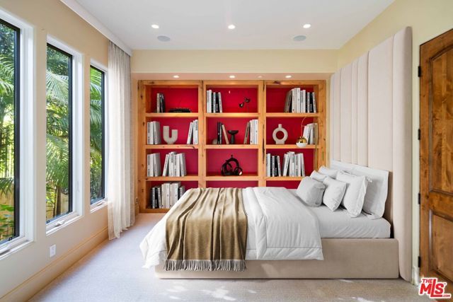 2157 Ravensfield Lane, Los Angeles, CA 90077