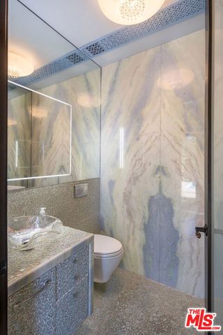 2157 Ravensfield Lane, Los Angeles, CA 90077