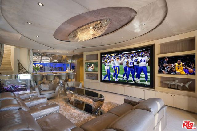 2157 Ravensfield Lane, Los Angeles, CA 90077