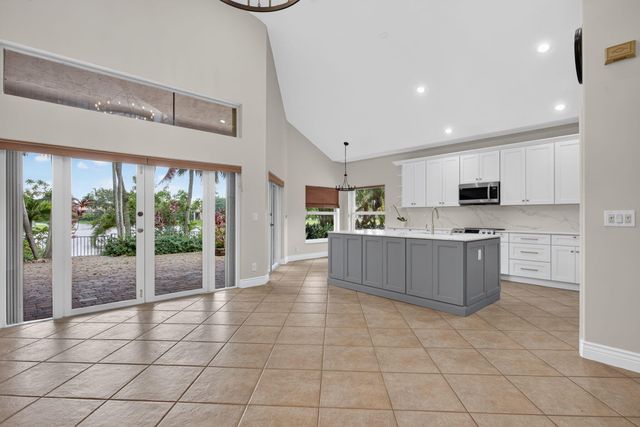 6443 NW 110th Avenue, Parkland, FL 33076