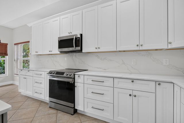 6443 NW 110th Avenue, Parkland, FL 33076