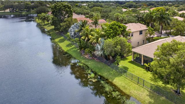 6443 NW 110th Avenue, Parkland, FL 33076