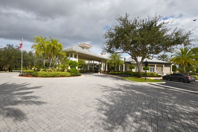 6443 NW 110th Avenue, Parkland, FL 33076