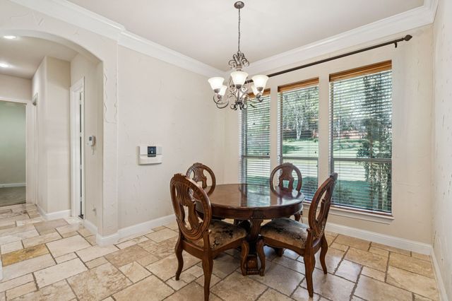 2221 Southern Oaks Drive, Cedar Hill, TX 75104