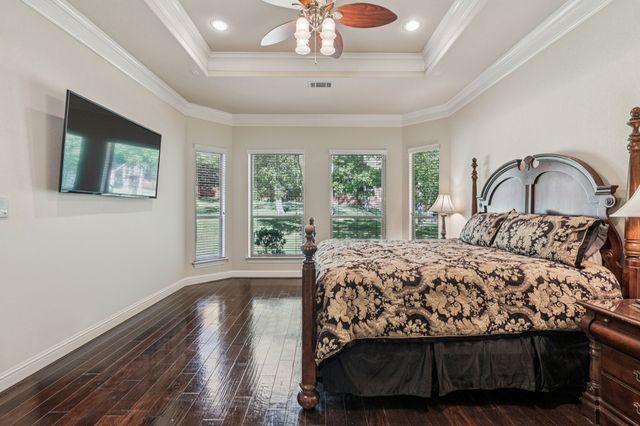 2221 Southern Oaks Drive, Cedar Hill, TX 75104