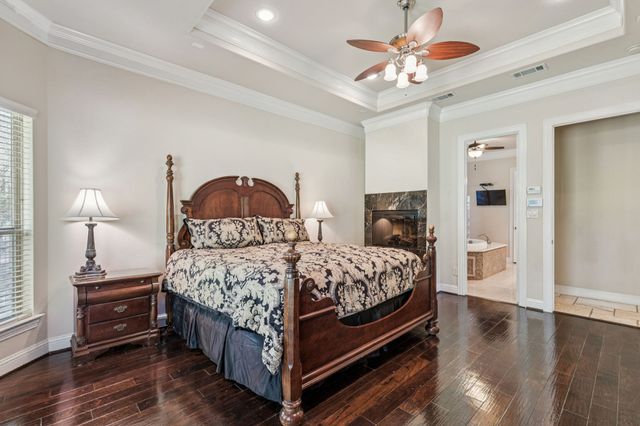 2221 Southern Oaks Drive, Cedar Hill, TX 75104