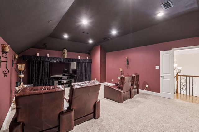 2221 Southern Oaks Drive, Cedar Hill, TX 75104