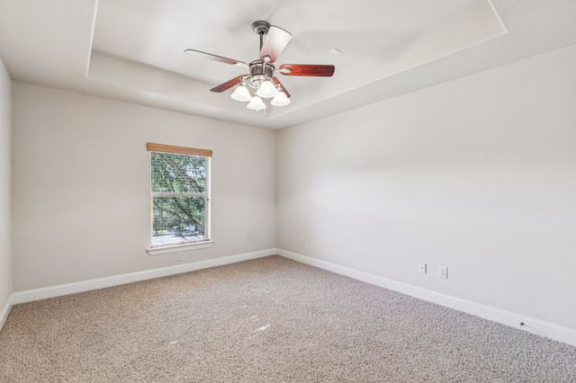 2221 Southern Oaks Drive, Cedar Hill, TX 75104