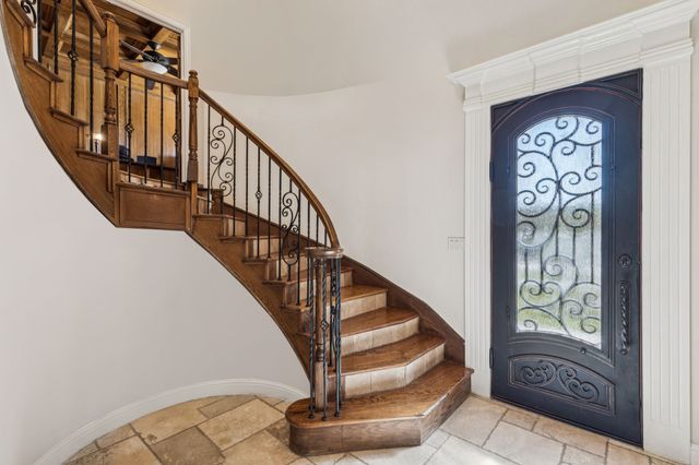 2221 Southern Oaks Drive, Cedar Hill, TX 75104