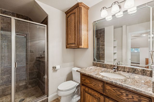 2221 Southern Oaks Drive, Cedar Hill, TX 75104