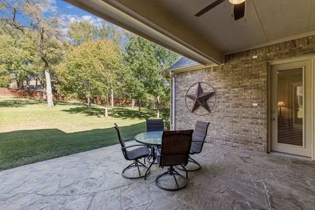 2221 Southern Oaks Drive, Cedar Hill, TX 75104