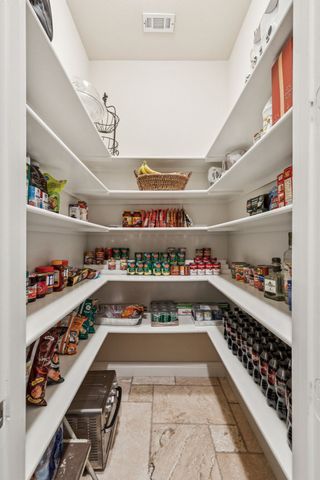 2221 Southern Oaks Drive, Cedar Hill, TX 75104