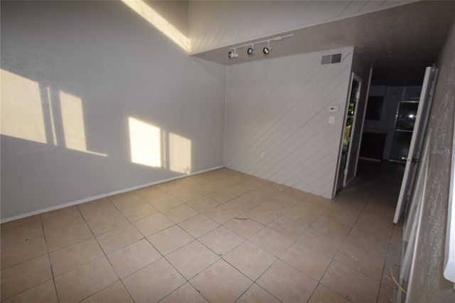 3916 CRAYRICH CIRCLE C-1, Orlando, FL 32839