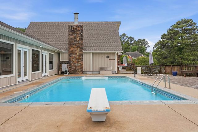 1100 Carruthers Drive, Morrilton, AR 72110