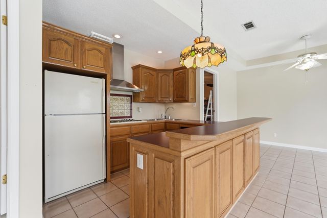 1100 Carruthers Drive, Morrilton, AR 72110