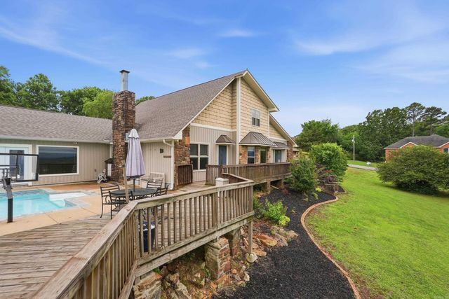 1100 Carruthers Drive, Morrilton, AR 72110