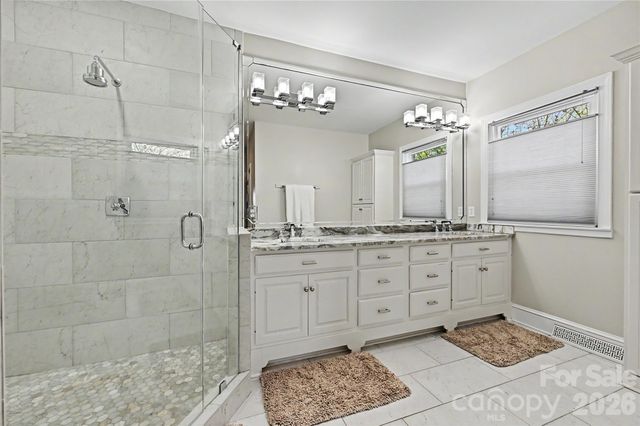 4841 Mountain Point Lane, Charlotte, NC 28216