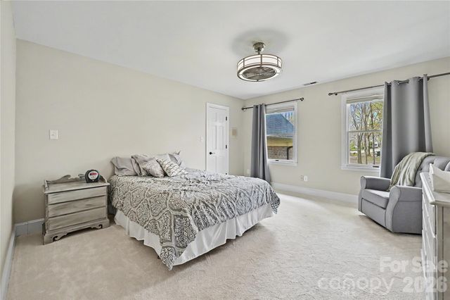 4841 Mountain Point Lane, Charlotte, NC 28216