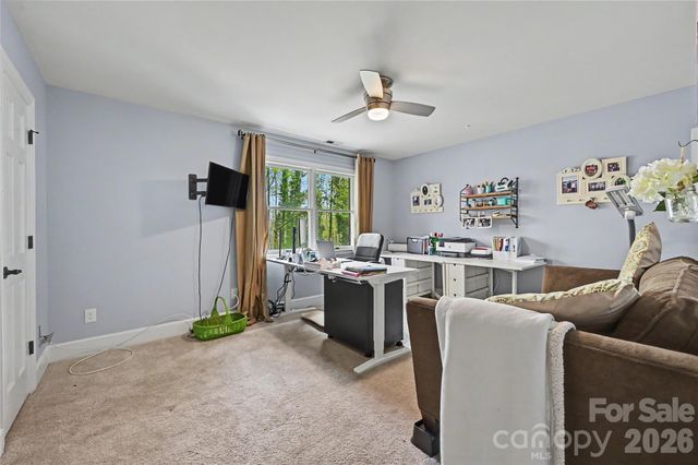 4841 Mountain Point Lane, Charlotte, NC 28216