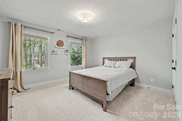 4841 Mountain Point Lane, Charlotte, NC 28216