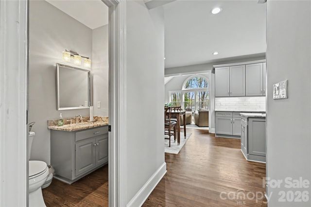 4841 Mountain Point Lane, Charlotte, NC 28216