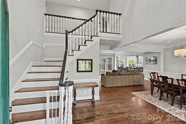 4841 Mountain Point Lane, Charlotte, NC 28216